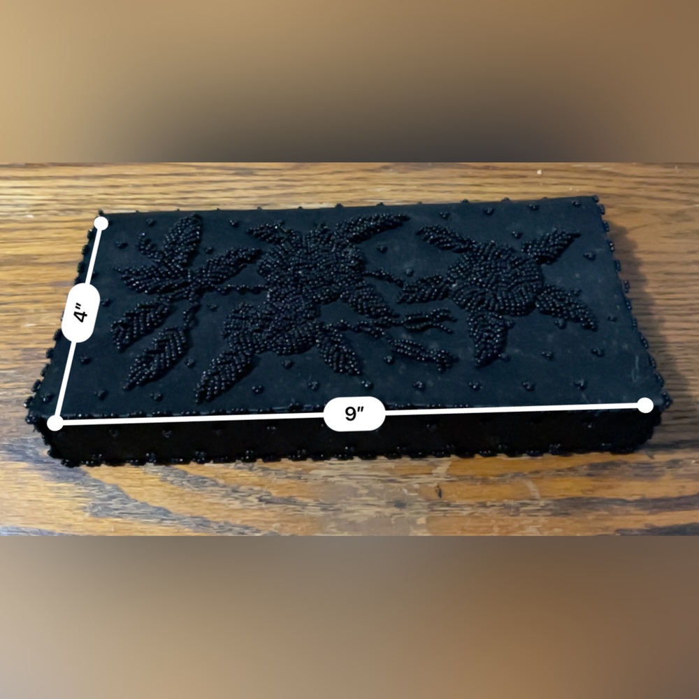 Elegant Handmade Black Beaded Clutch - Picture 5 of 5